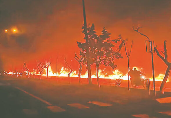 dhakatoday1773115378তেহরানে ভয়াবহ বিমান হামলা, নিহত অন্তত ৪০