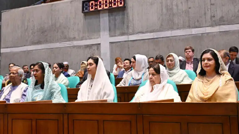 fbad0f9b45c1d0c67ecd86bf17b399f4a338e2edc3cd9d29