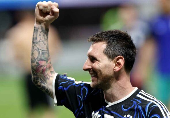 1784169335_messi-68