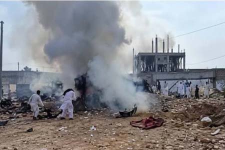 Suicide-Bombing-pakistan-d